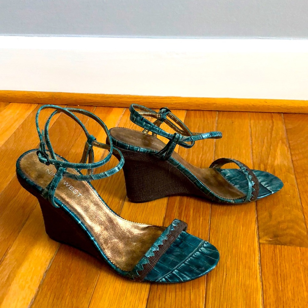 Nine West blue and brown Analisa wedges, size 8.